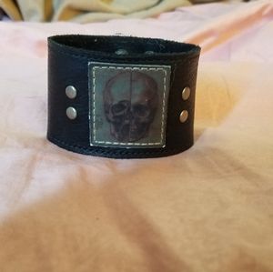 Women's Leather Skull Bracelet